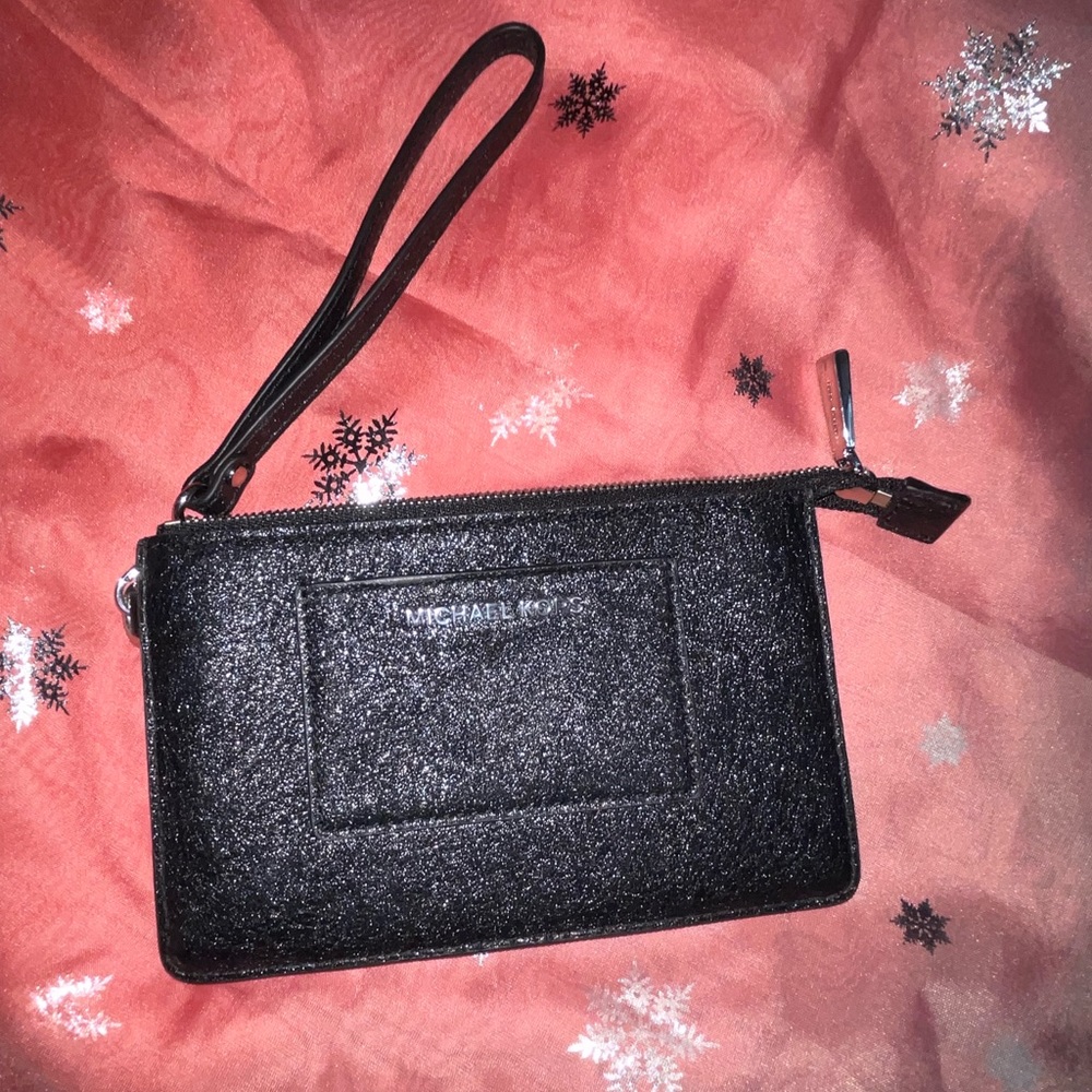 Michael kors clutch